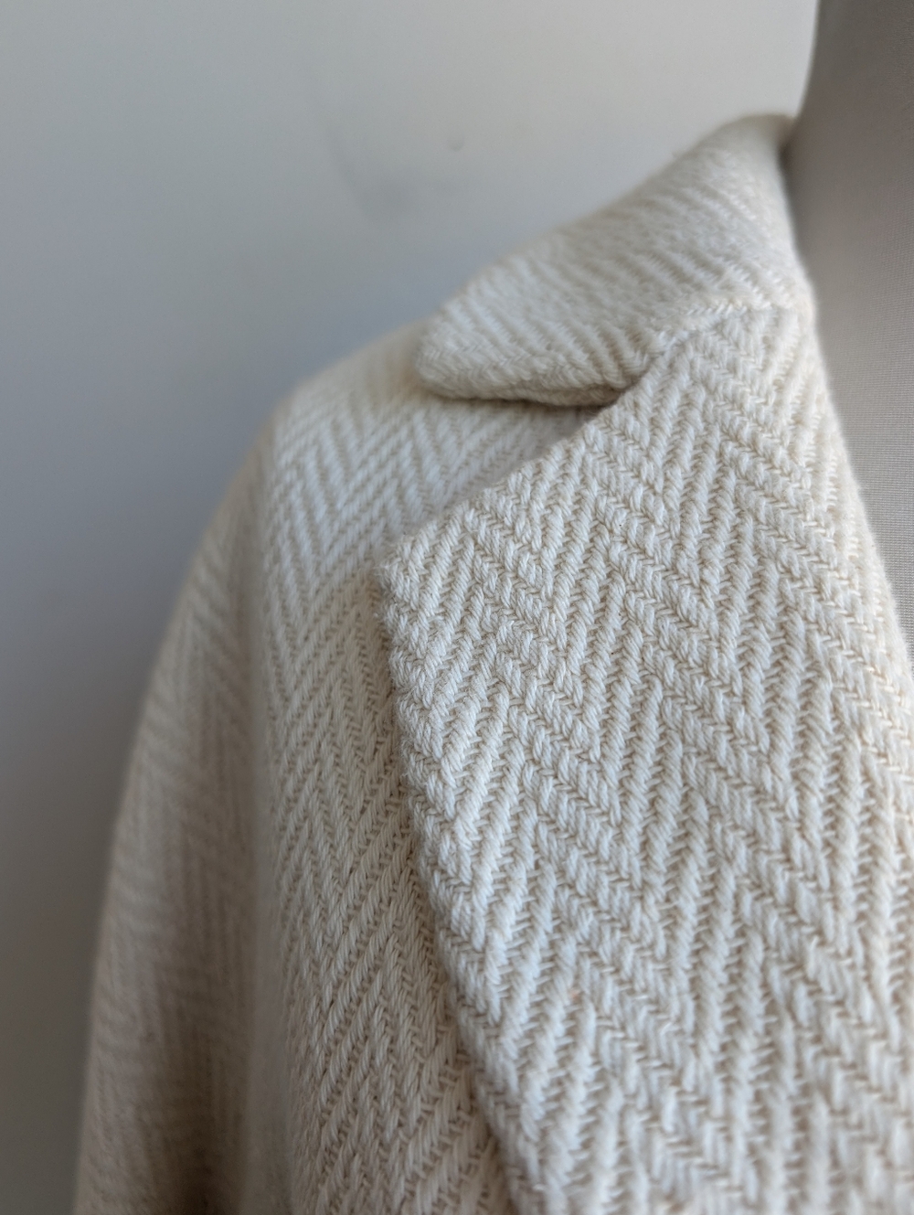 Massimo Dutti Cream Knit Blazer Coat - Picture 2 of 6